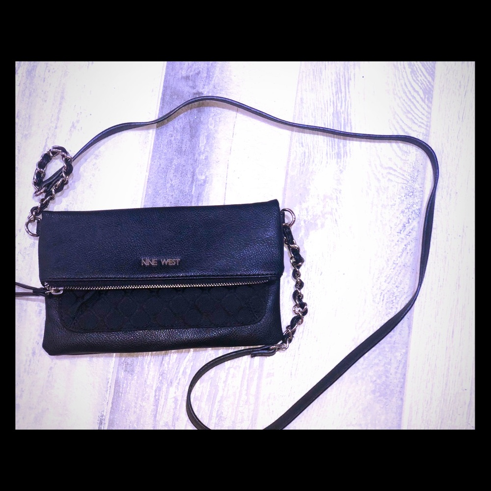 New Nine West black clutch